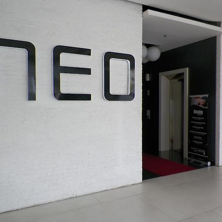 Neo Hotel Melawai By Aston Jakarta Exterior photo